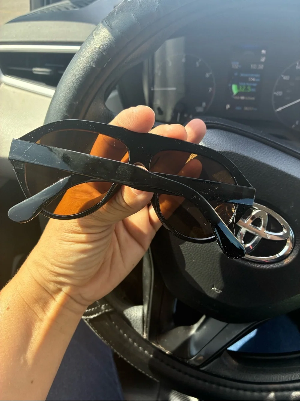 VELEZECO Black Aviator Sunglasses for Men - Dark Brown Lenses